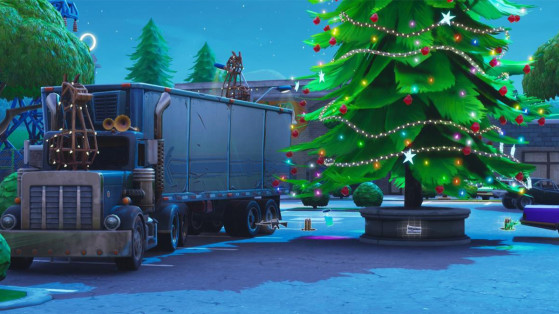 Fortnite Operation Snowdown: Dance at different Christmas trees