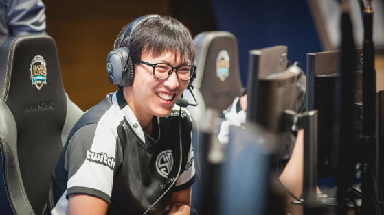 LCS: Doublelift to return to Team SoloMid?