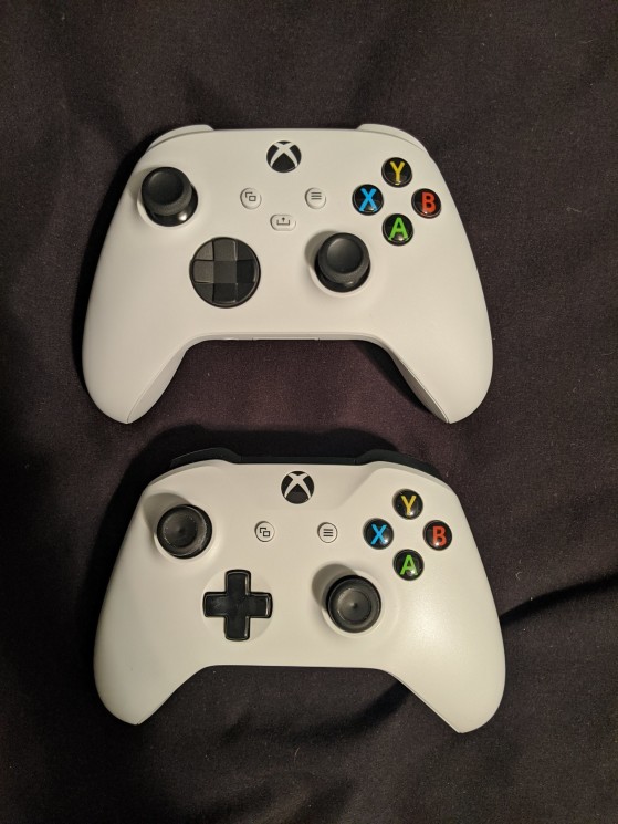 The Series S controller seen alongside a current-gen Xbox One controller - Millenium