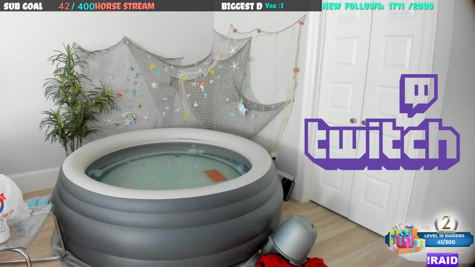 Twitch This Hot Tub Streamer Became Popular Thanks To A Rather Unusual Technique Millenium