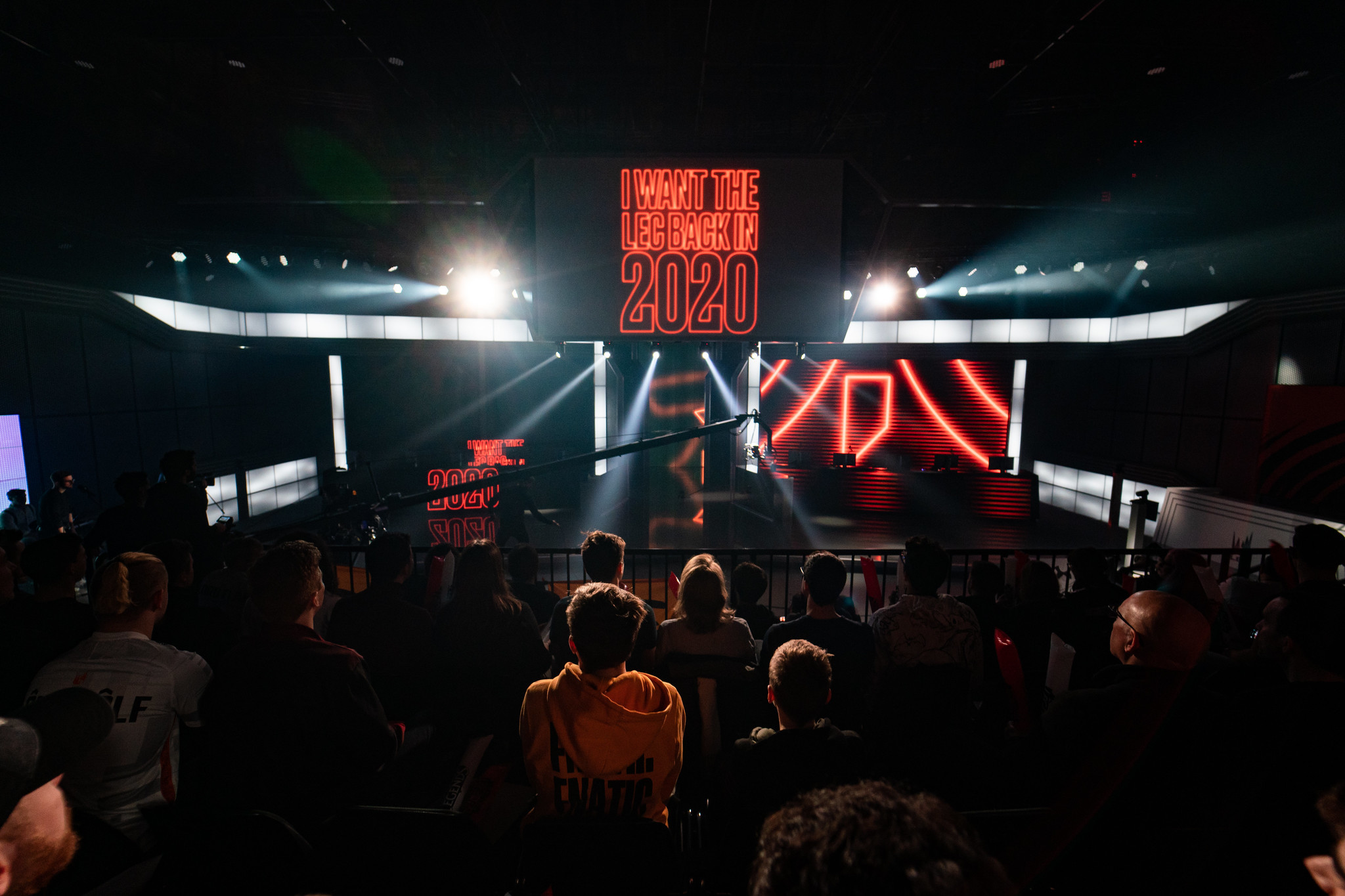 League of Legends: Esports at Home, by Laure 'Bulii 