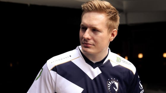 League of Legends: Santorini receives visa to play in LCS, Broxah still waiting